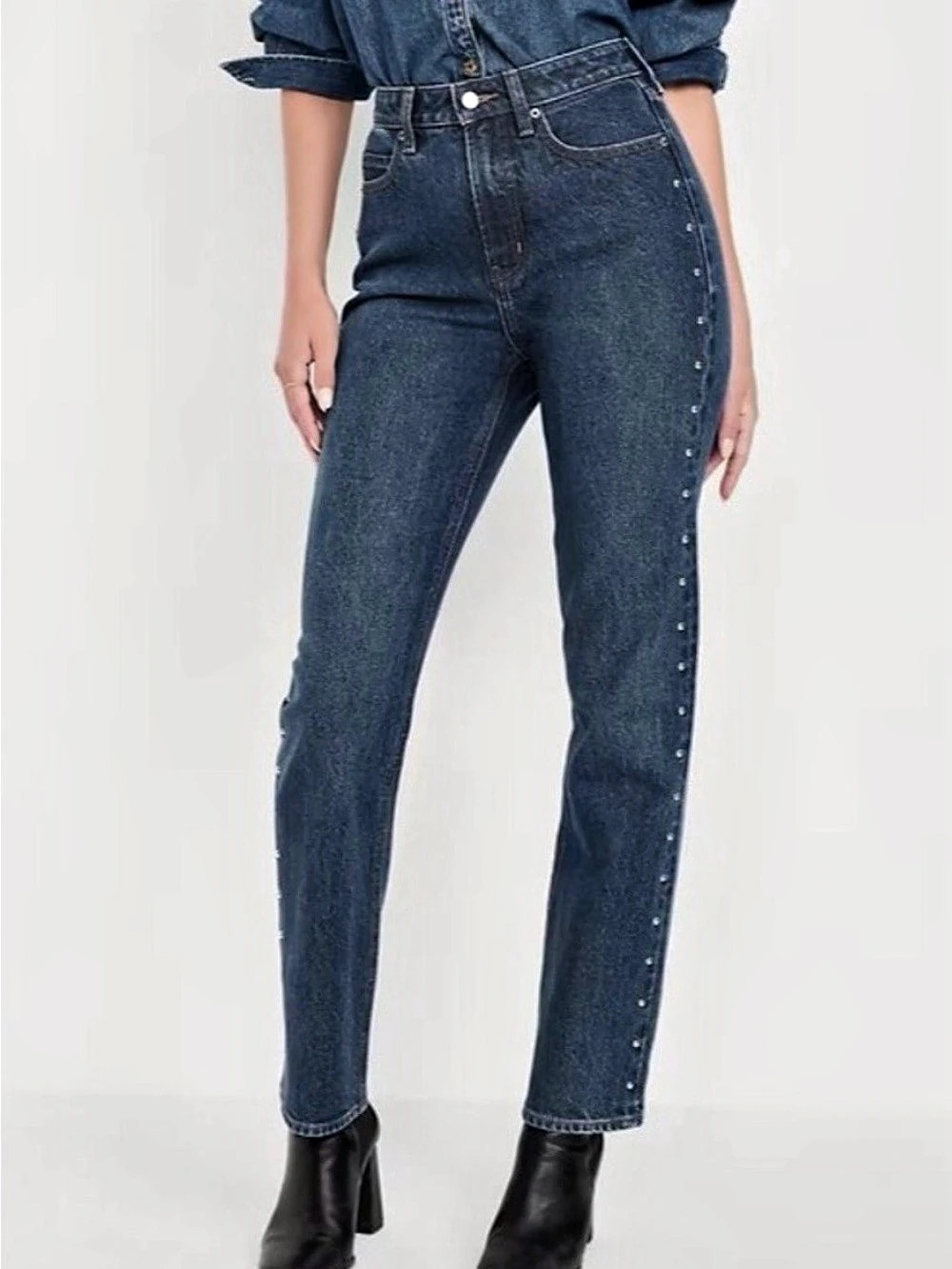 Old Navy Extra High-Waisted Studded Straight Jeans in 8 Tall